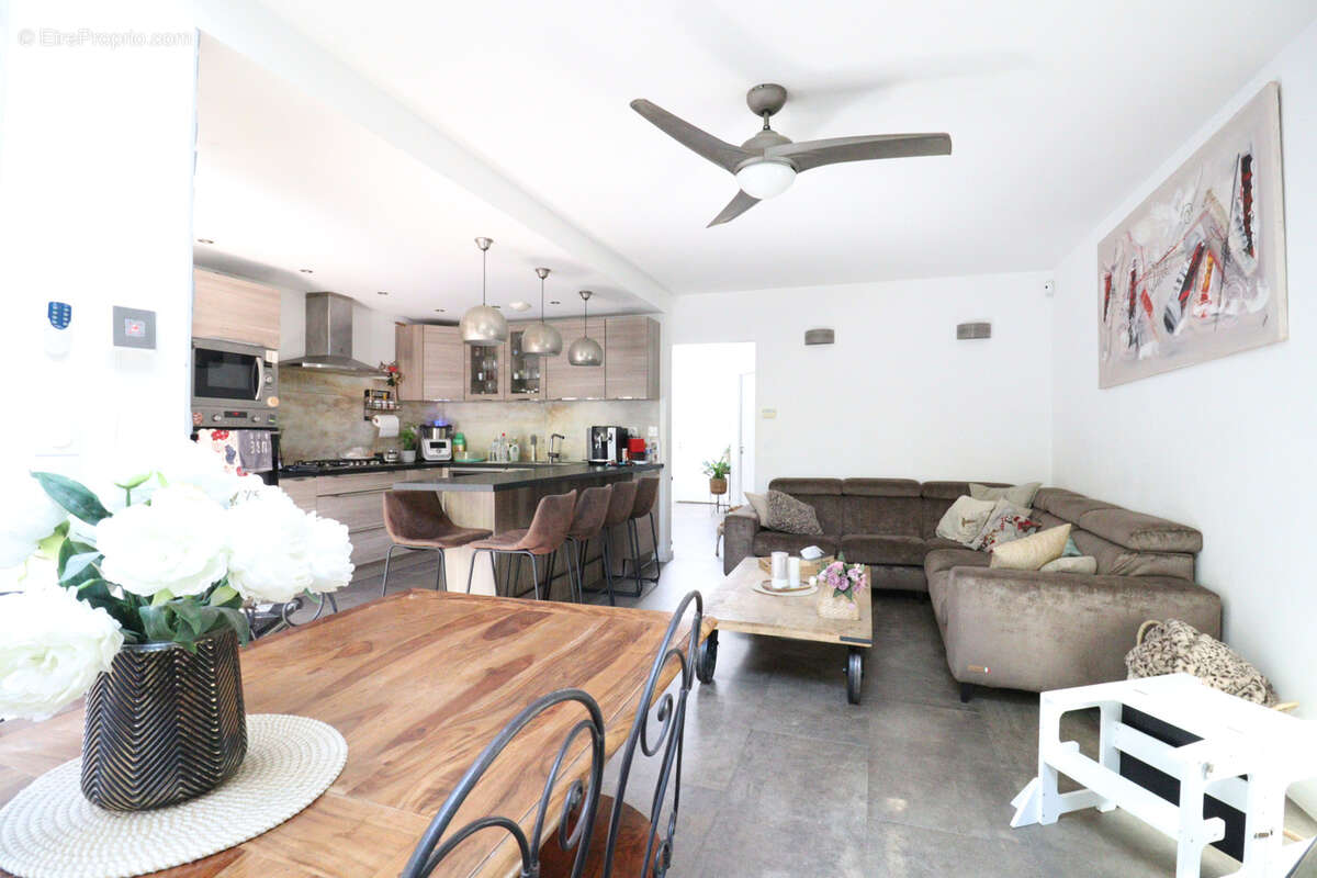 Maison à LE PONT-DE-CLAIX