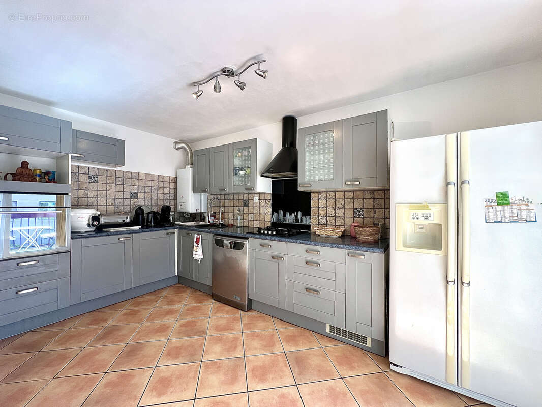 Appartement à MARSEILLE-13E