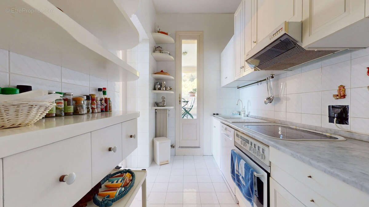 Appartement à ROQUEBRUNE-CAP-MARTIN