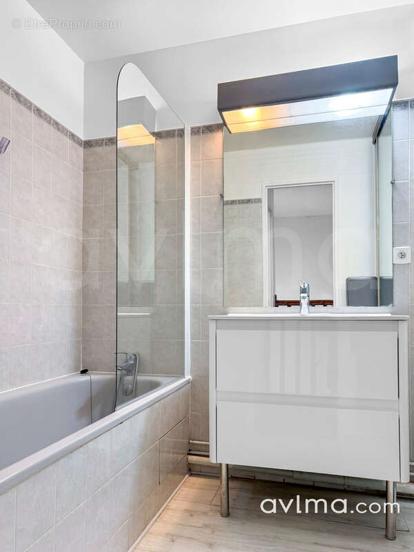 Maison à SAINT-NOM-LA-BRETECHE