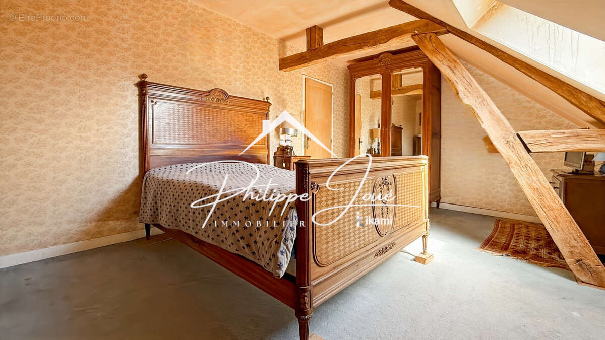 Maison à SAINT-MAURICE-AUX-RICHES-HOMMES