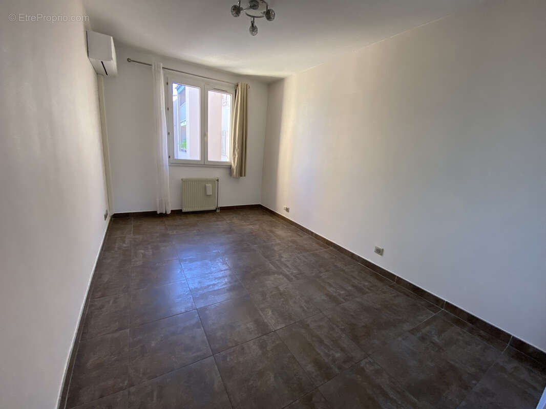 Appartement à SANARY-SUR-MER