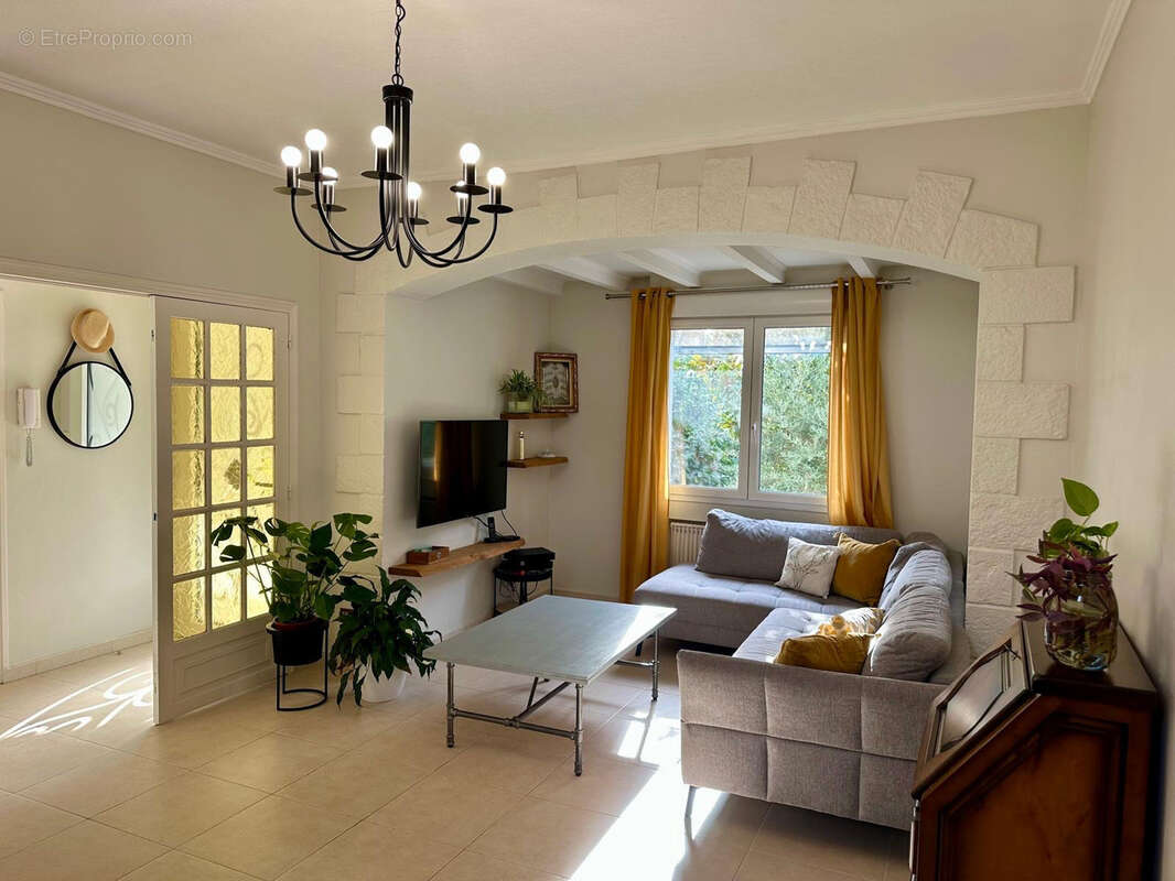 Maison à DECINES-CHARPIEU