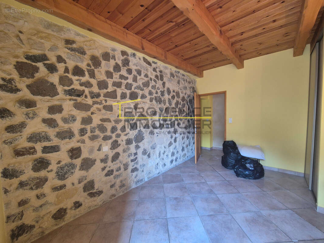 Maison à SAINT-PONS