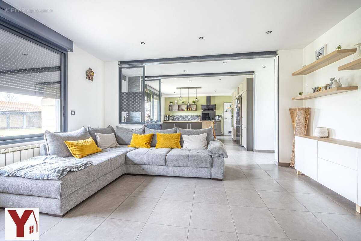 Maison à SAINT-MARD