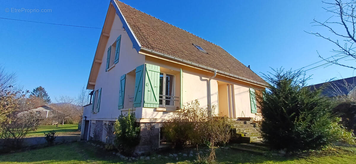 Maison à CHAMPAGNEY