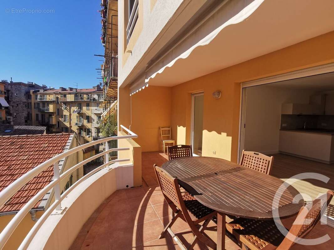 Appartement à NICE