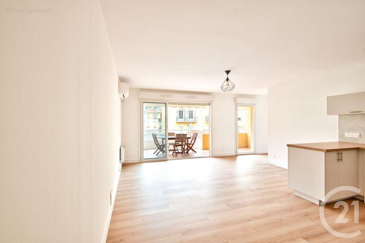 Appartement à NICE