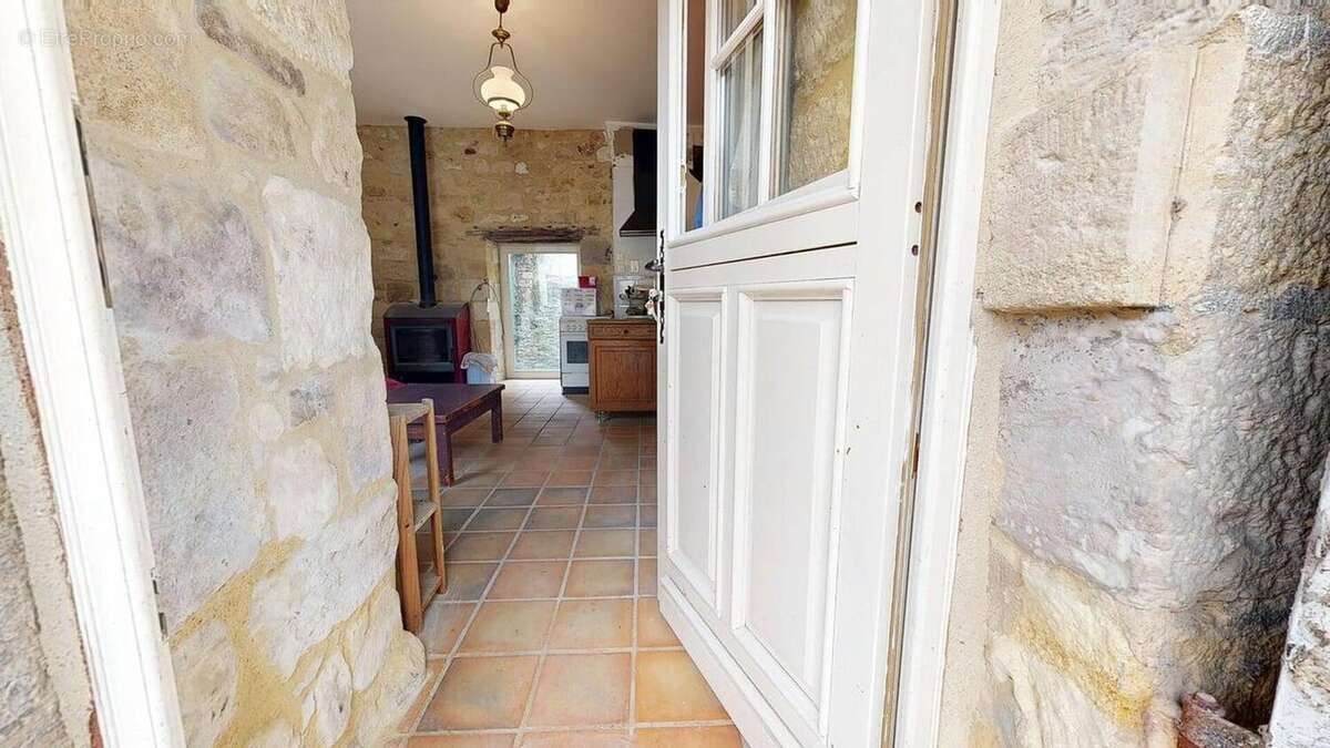 AppartementRdc08292025180147 - Maison à SAINT-CYPRIEN