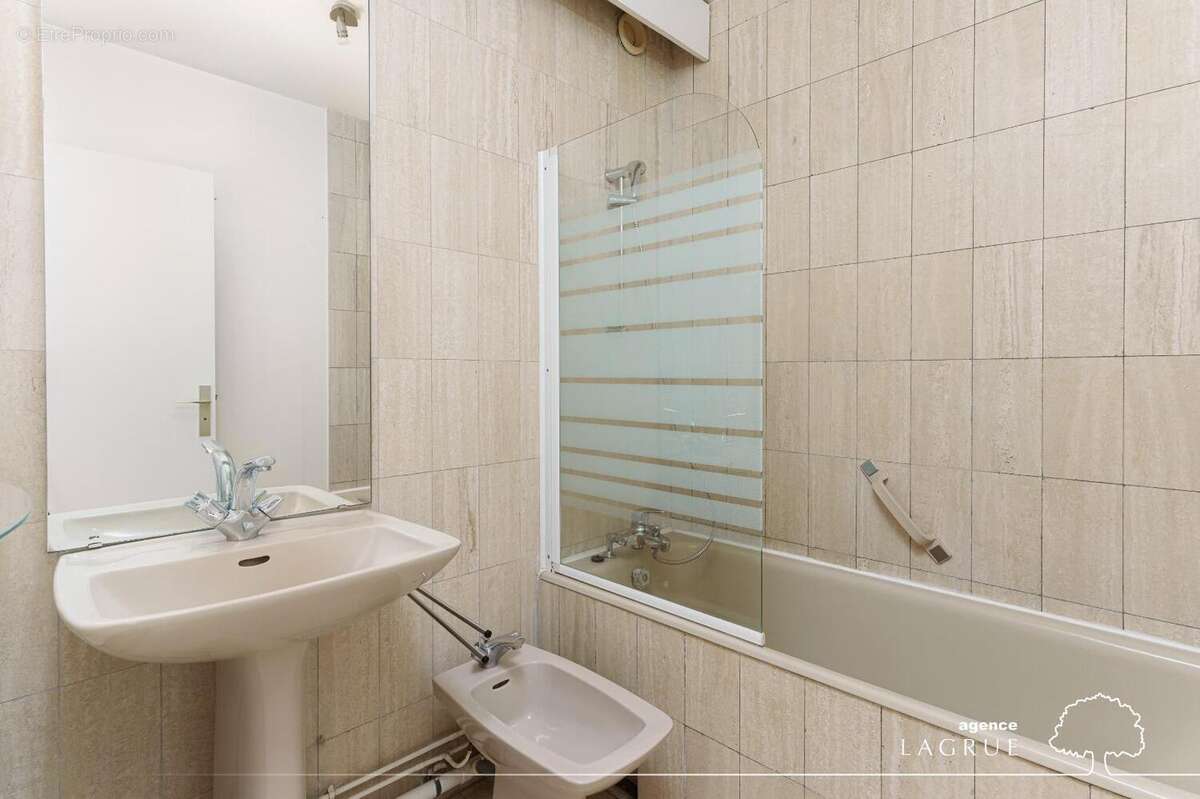   - Appartement à VICHY