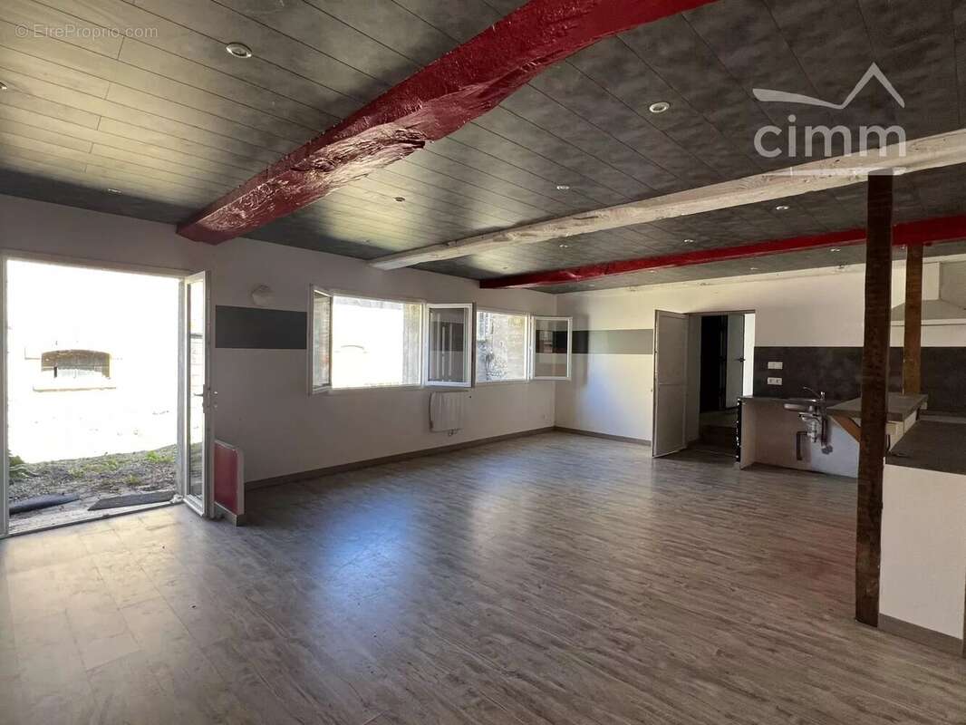 Appartement à NEUVY-GRANDCHAMP