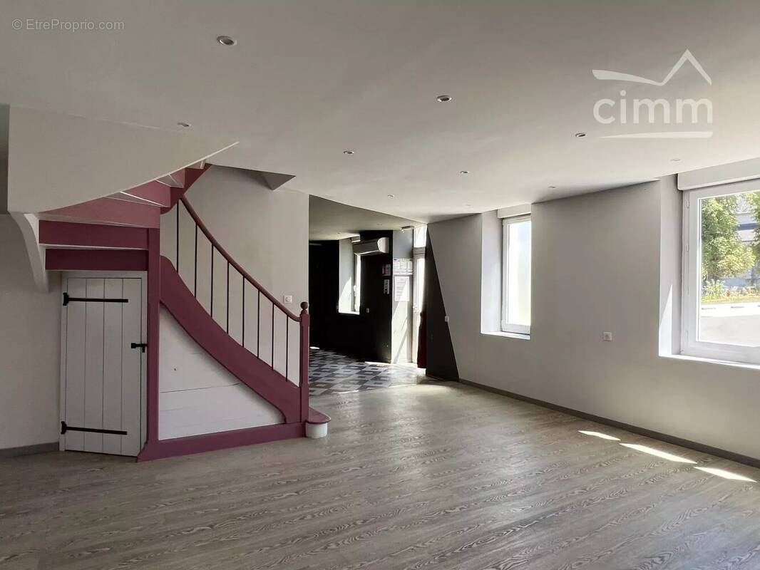 Appartement à NEUVY-GRANDCHAMP