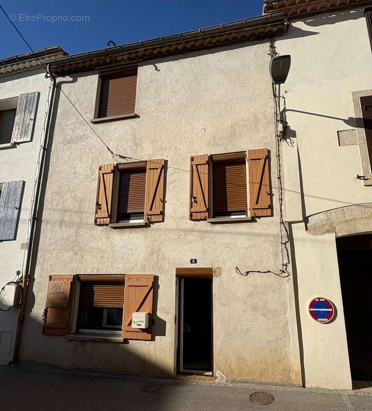 Maison à CUXAC-D&#039;AUDE