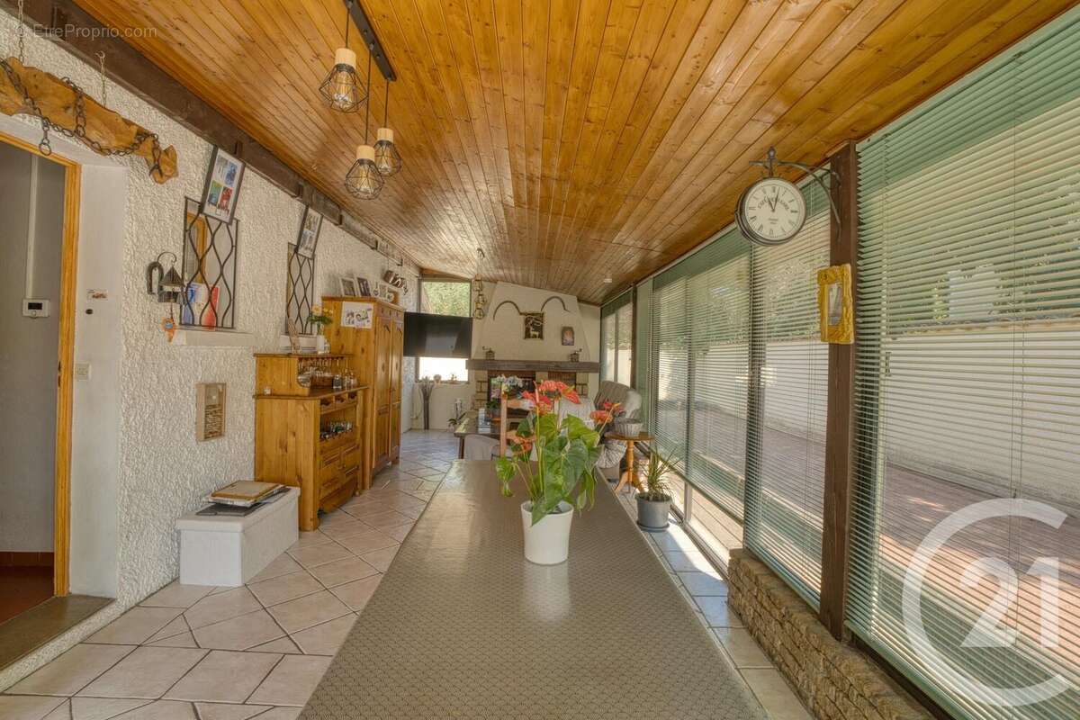 Maison à SAINTE-EUPHEMIE