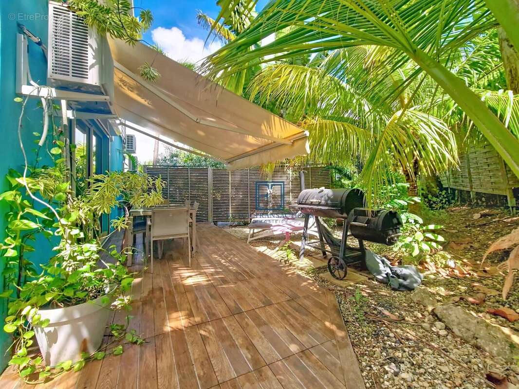 Maison à SAINT-FRANCOIS