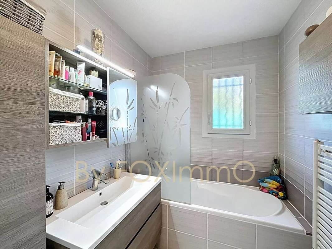 Maison à MONTAUROUX