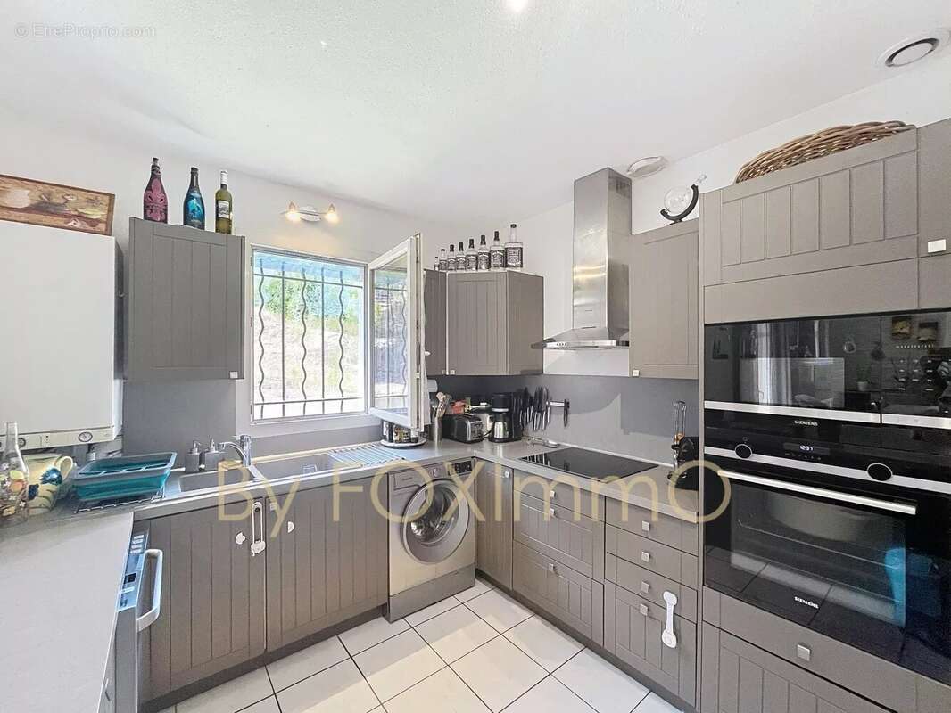 Maison à MONTAUROUX