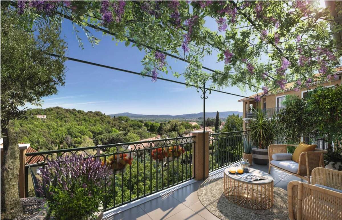 Appartement à GRIMAUD