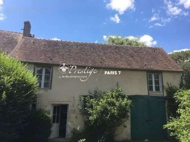 Appartement à FERRIERES-EN-GATINAIS