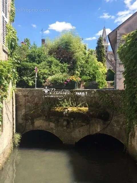 Appartement à FERRIERES-EN-GATINAIS