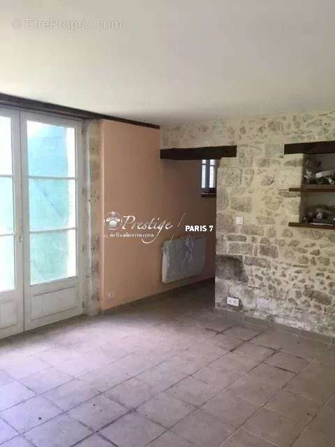 Appartement à FERRIERES-EN-GATINAIS