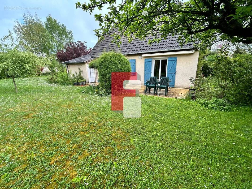 Maison à BREVIANDES