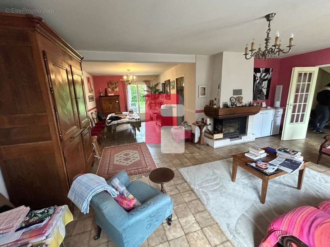 Maison à BREVIANDES