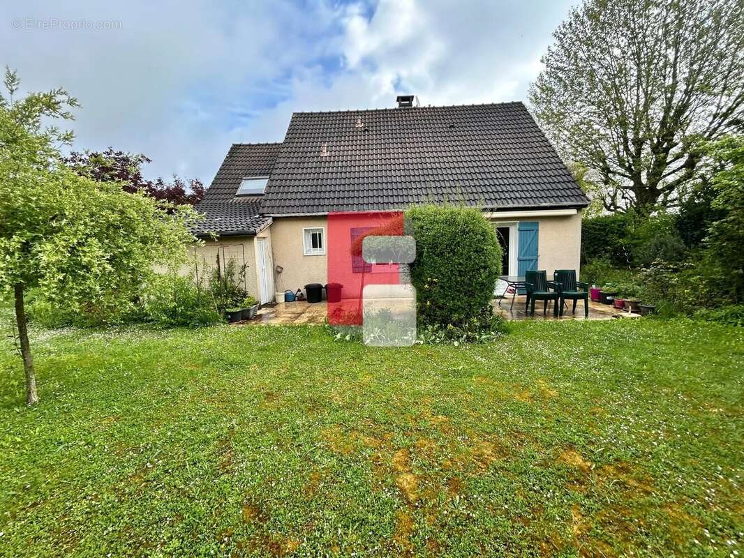 Maison à BREVIANDES