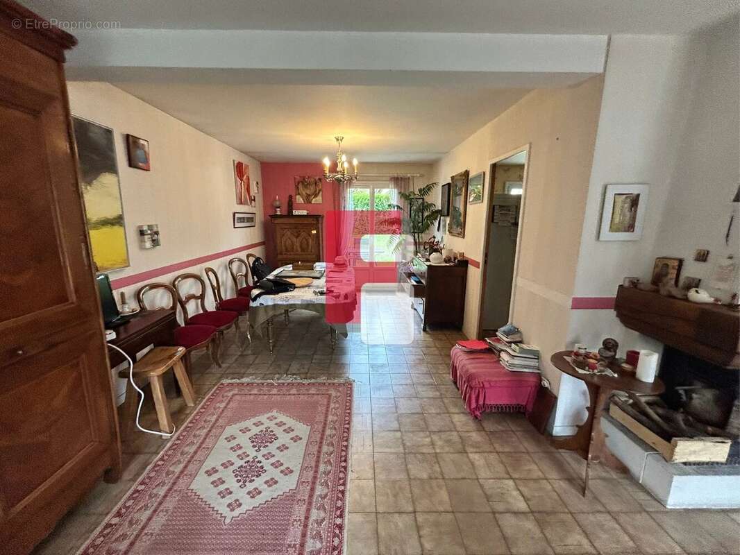 Maison à BREVIANDES