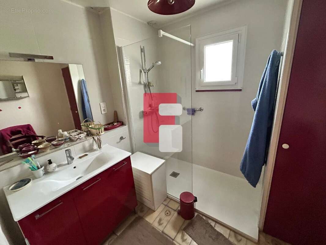 Maison à BREVIANDES