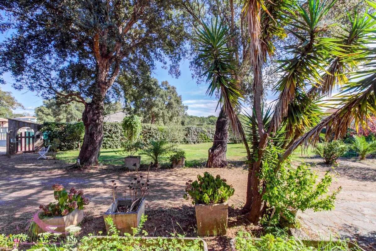 Maison à LINGUIZZETTA