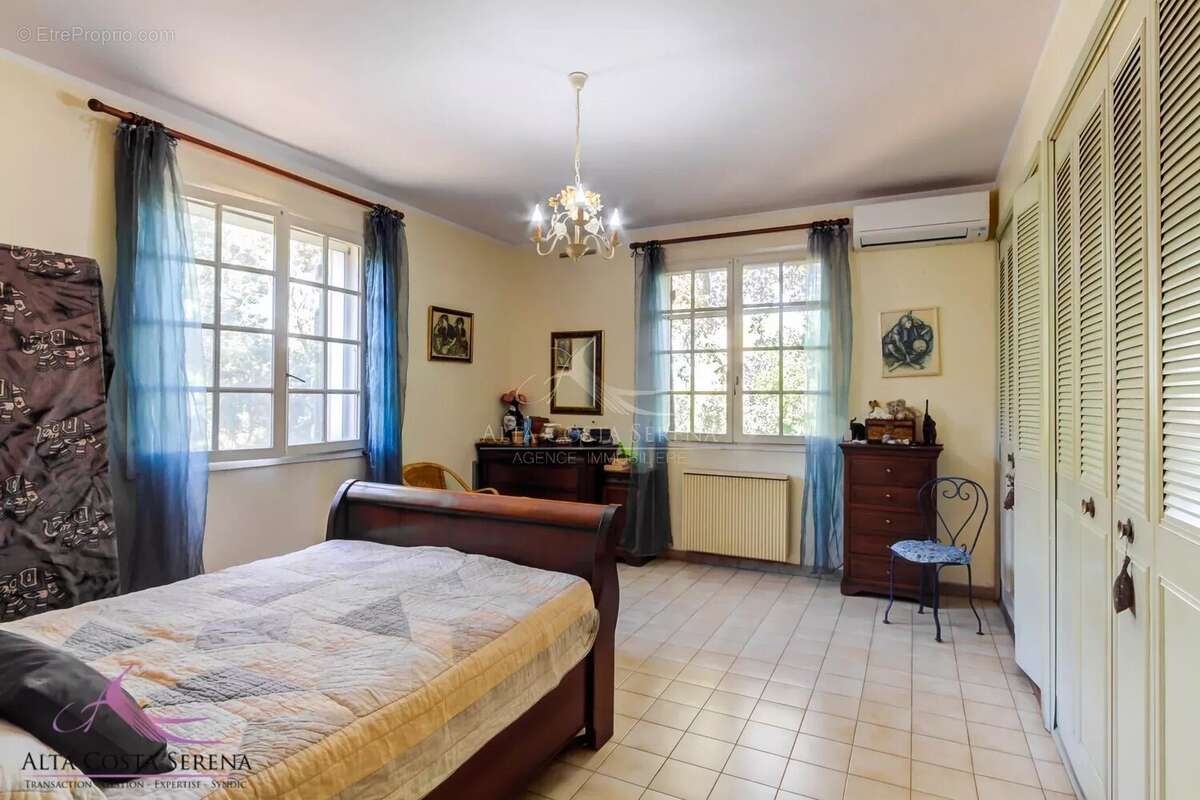 Maison à LINGUIZZETTA