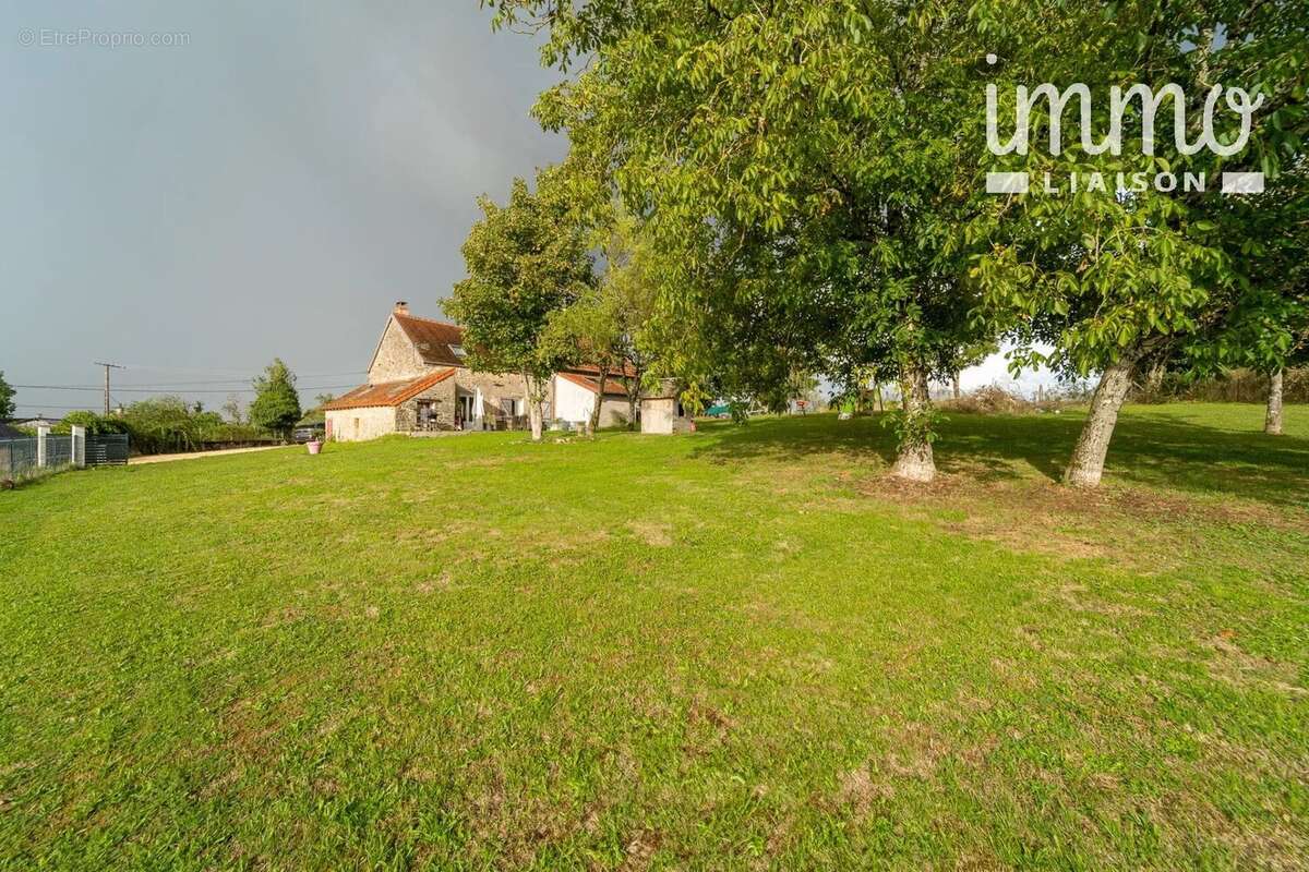 Maison à VILLE-LANGY