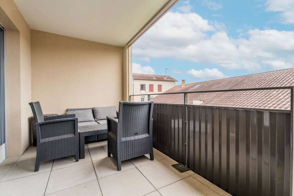 Appartement à SAINT-SYMPHORIEN-D&#039;OZON