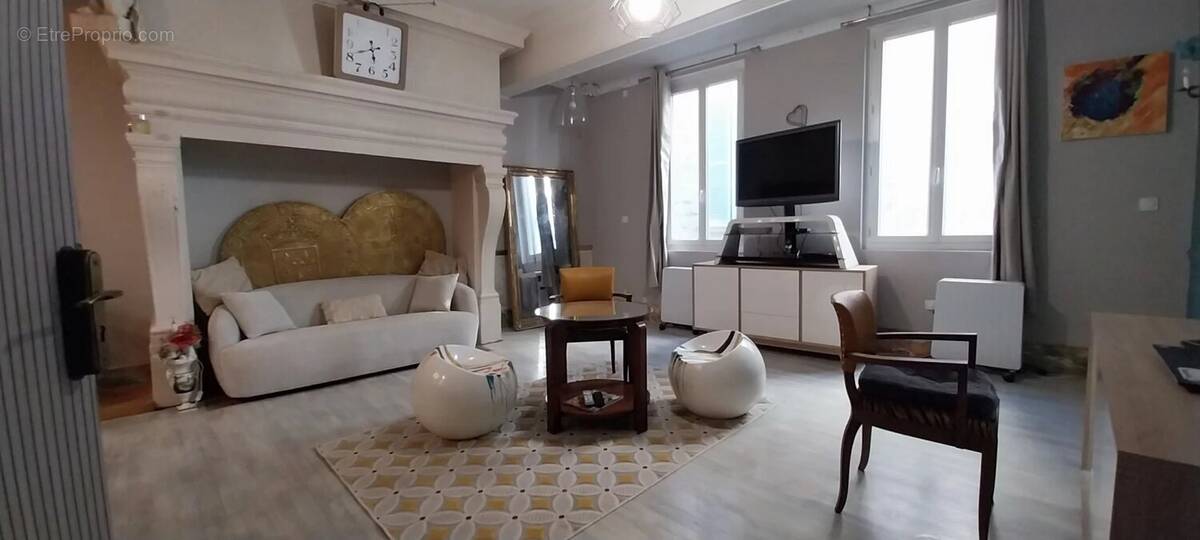 Maison à VILLEFRANCHE-DE-ROUERGUE