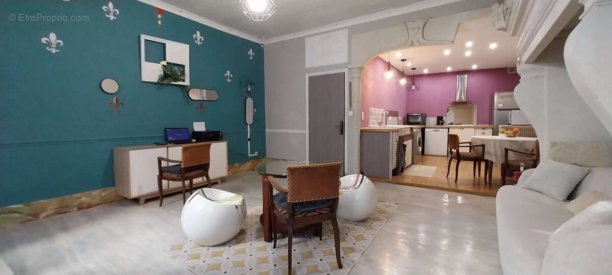 Maison à VILLEFRANCHE-DE-ROUERGUE