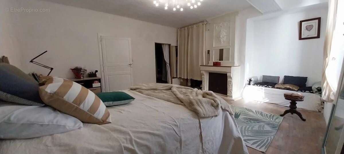 Maison à VILLEFRANCHE-DE-ROUERGUE