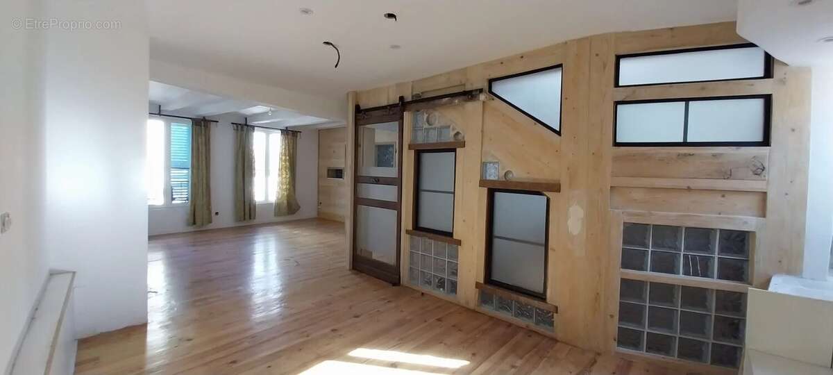 Maison à VILLEFRANCHE-DE-ROUERGUE