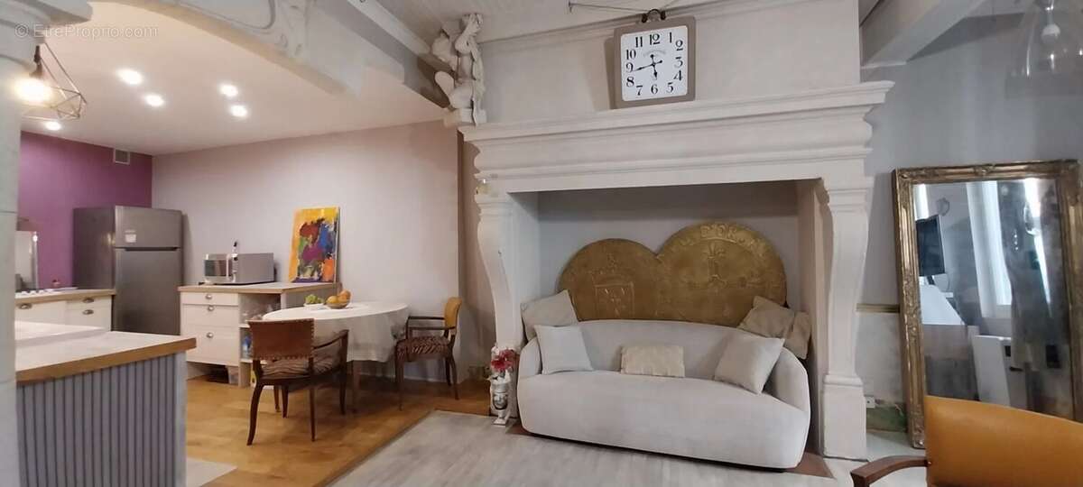 Maison à VILLEFRANCHE-DE-ROUERGUE