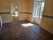 Appartement à AUZAT-LA-COMBELLE