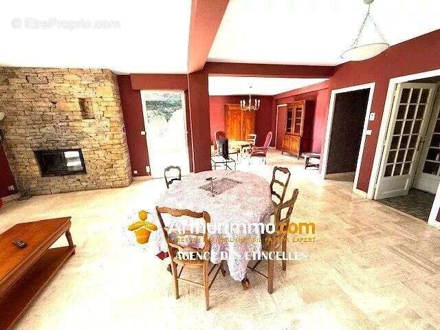 Maison à MARTIGNE-FERCHAUD