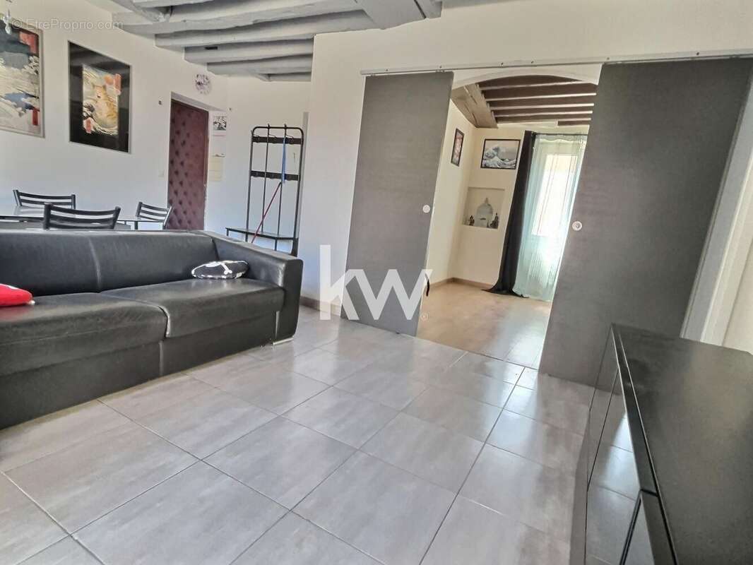 Appartement à MENNECY