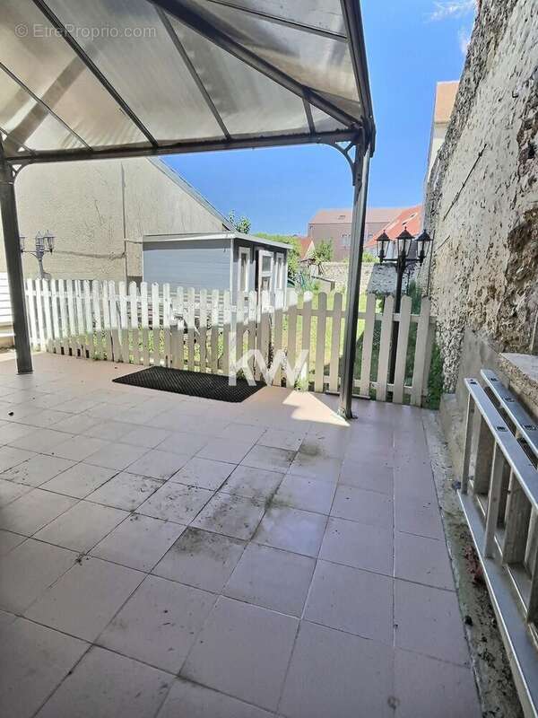 Appartement à MENNECY