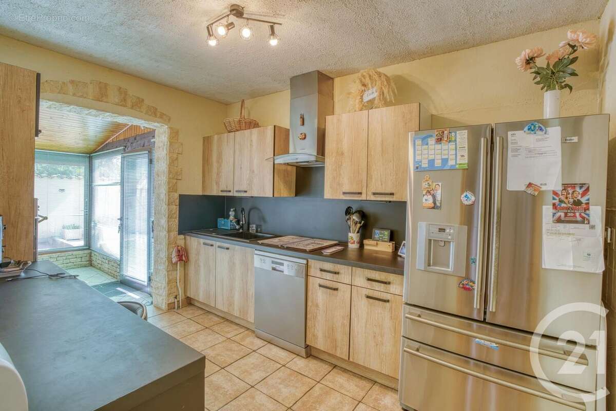 Maison à SAINTE-EUPHEMIE