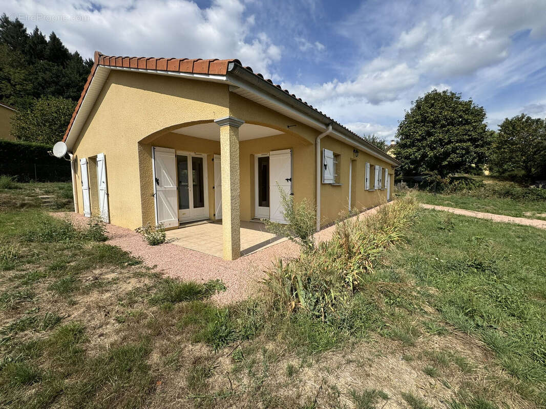 Photo 2 - Maison à AMPLEPUIS