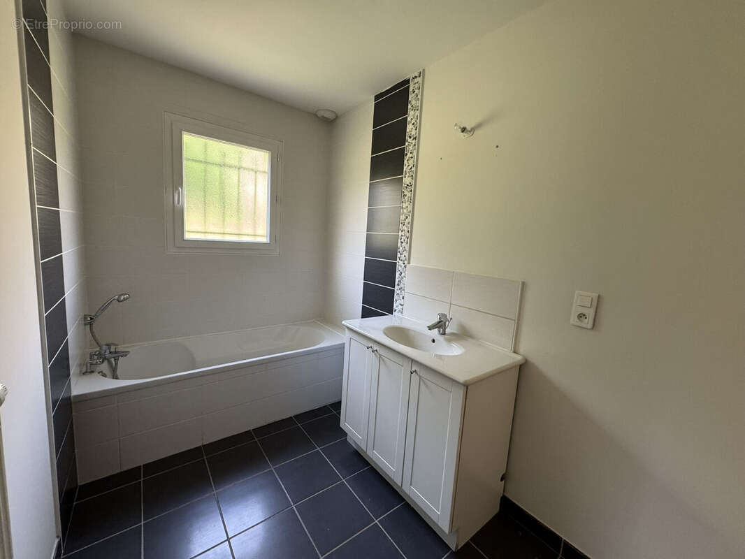 Photo 7 - Maison à AMPLEPUIS