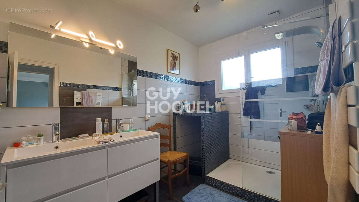 Maison à RION-DES-LANDES