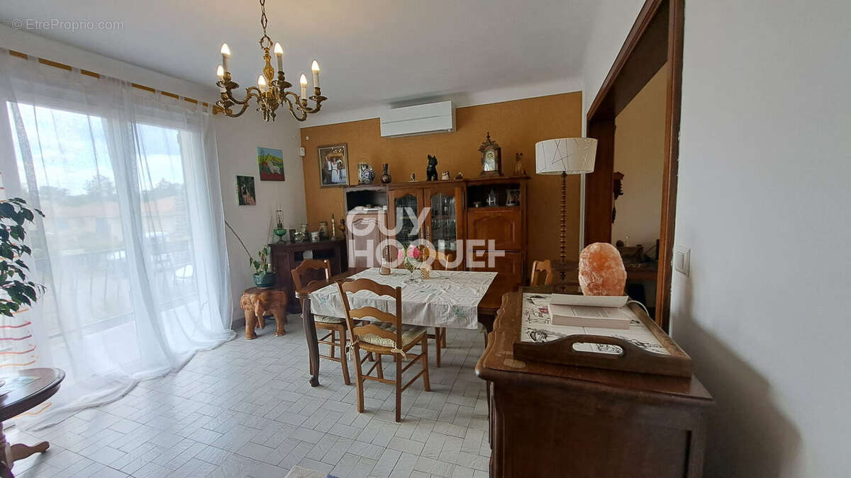 Maison à RION-DES-LANDES