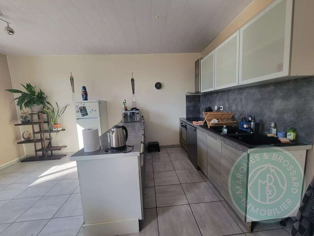 Maison à CASTETPUGON