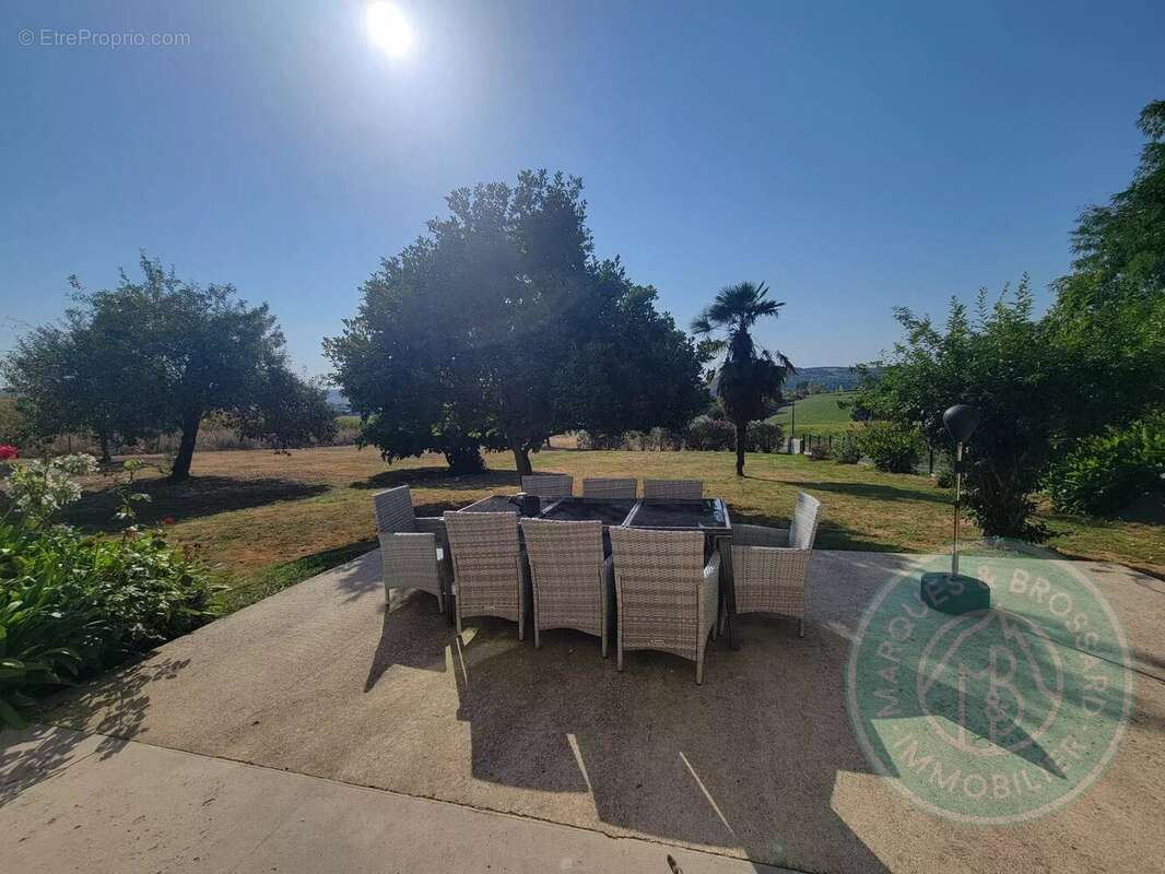 Maison à CASTETPUGON